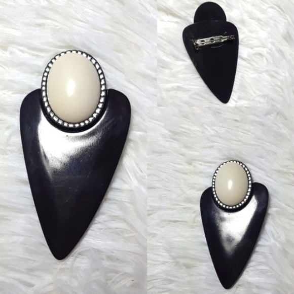 Vintage Style Shapes Brooch Pin - Picture 1 of 4